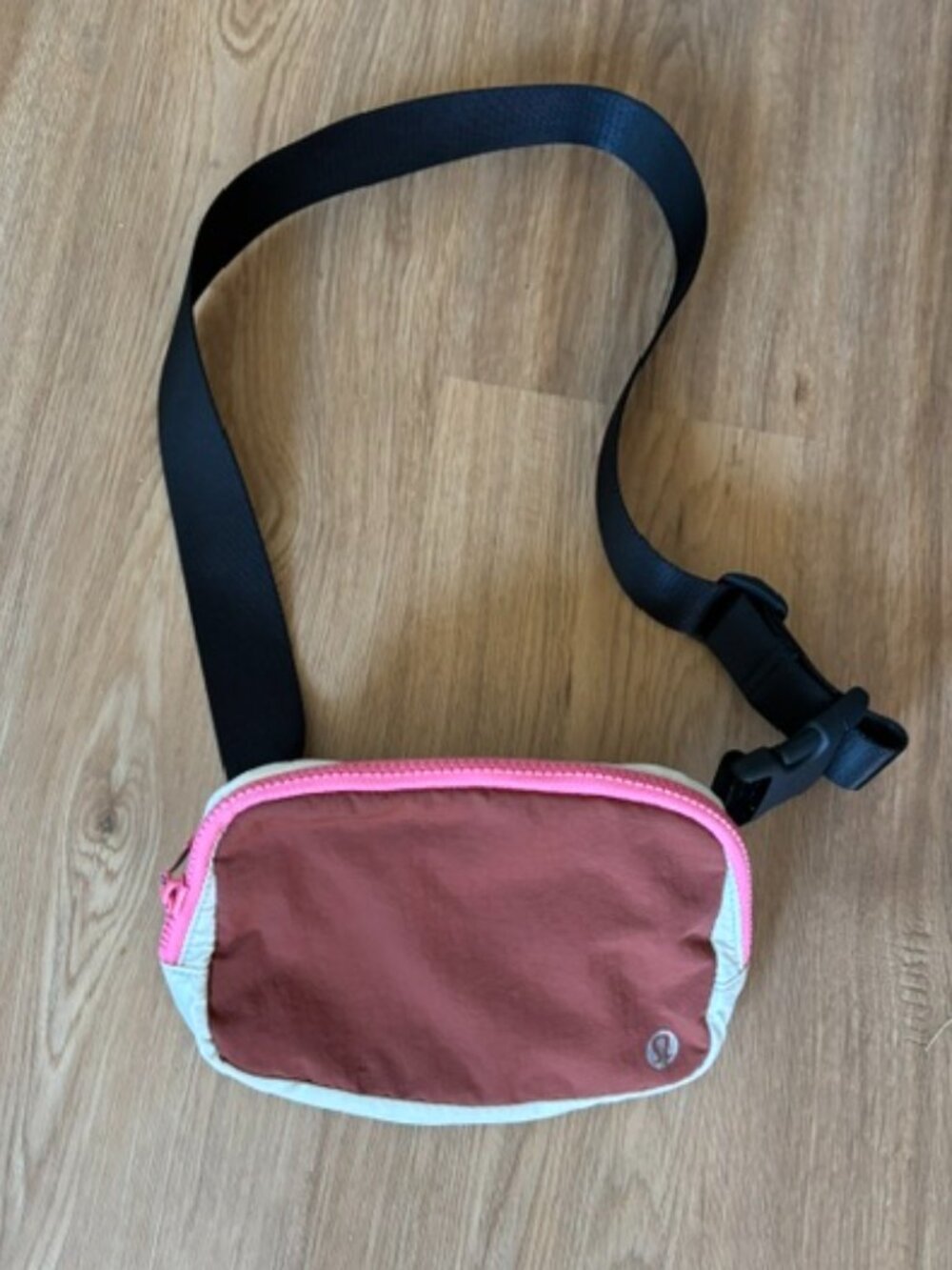 Lululemon Everywhere Belt Bag Dk Terracotta/White Opal Pink Zipper NWOT